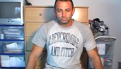 Dad made a porn despite of him ! Renatto