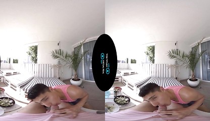 VirtualRealGay.com - Feed the Macho