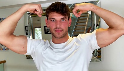Young Straight & Extremely Muscular Lad Wanks his Massive Thick Uncut Cock & Cums Hard!