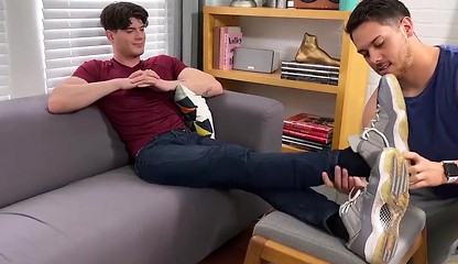 Jock Daddy Texas foot worshiped by deviant gay Dan Edwards