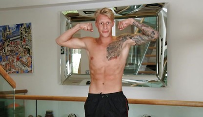 Straight Young Jake Returns to Show off his Ripped Body