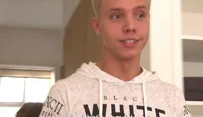 Introducing new sexy blonde boy Robin Rieff