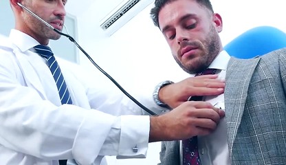 Handsome doctor Vadim Romanov anal and raw breeds Manuel Reyes